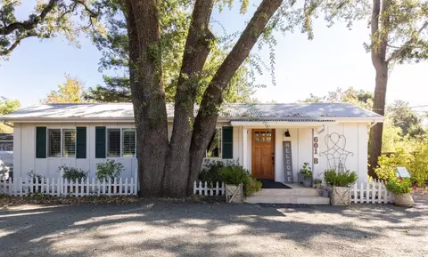 Exterior - 601 Rossi Rd, Saint Helena, CA 94574 photo 6 of 13