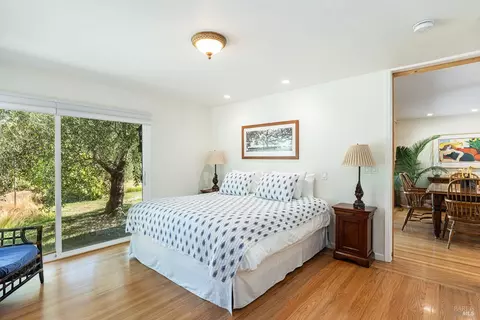 Bedroom - 601 Rossi Rd, Saint Helena, CA 94574 photo 2 of 8