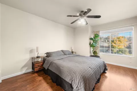 Bedroom - 3327 Colonial Ct, Fairfield, CA 94534 photo 4 of 4