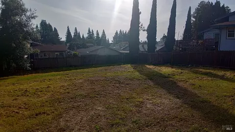 445 Lakehurst Ct, Fairfield, CA 94533 photo 32
