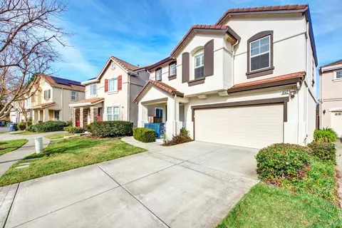 652 Greentree Cir, Fairfield, CA 94534 photo 2