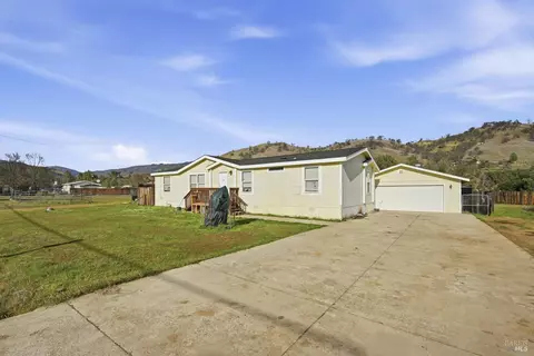 3096 Spring Valley Rd, Clearlake Oaks, CA 95423