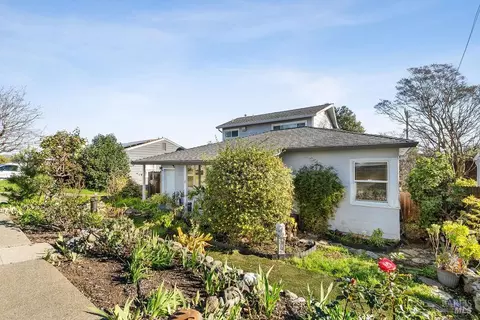 Exterior - 624 Laurel St, Vallejo, CA 94591 photo 2 of 3