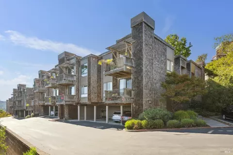 561 Seaver Dr, Mill Valley, CA 94941