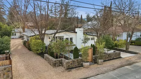 1123 Oak Ave, Saint Helena, CA 94574