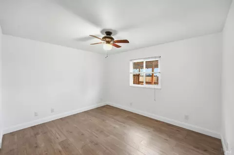 Bedroom - 203 Cockrobin Ave, Windsor, CA 95492 photo 1 of 12