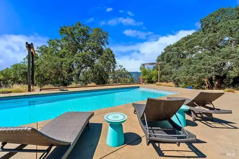 Exterior - 31000 Pine Mountain Rd, Cloverdale, CA 95425 photo 17 of 25