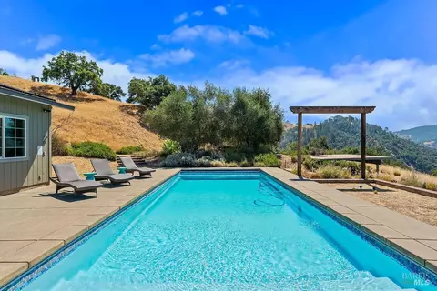 Exterior - 31000 Pine Mountain Rd, Cloverdale, CA 95425 photo 21 of 25
