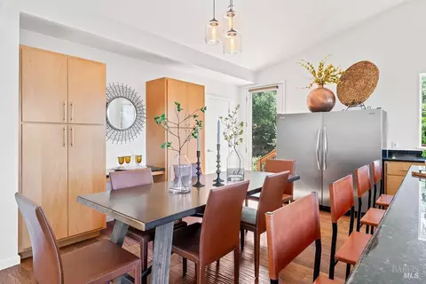Dining - 31000 Pine Mountain Rd, Cloverdale, CA 95425 photo 2 of 3