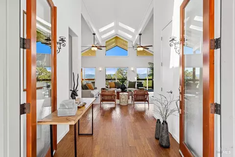 Entry Way - 31000 Pine Mountain Rd, Cloverdale, CA 95425 photo 1 of 1