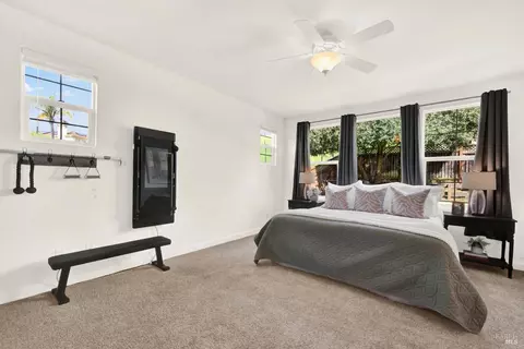 Bedroom - 7004 Alder Creek Rd, Vallejo, CA 94591 photo 1 of 7