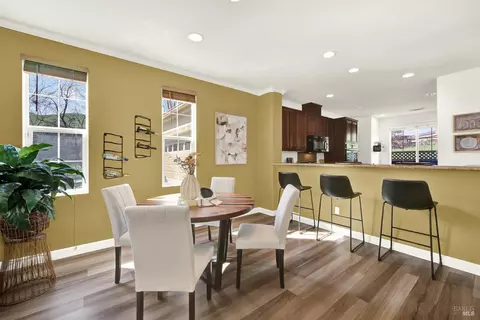 Dining - 7004 Alder Creek Rd, Vallejo, CA 94591 photo 5 of 5