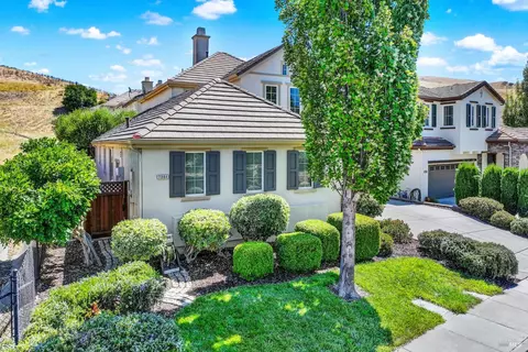 Exterior - 7004 Alder Creek Rd, Vallejo, CA 94591 photo 14 of 15