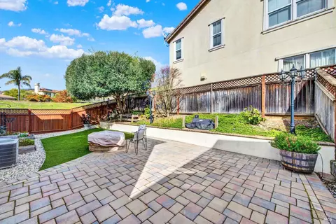 Exterior - 7004 Alder Creek Rd, Vallejo, CA 94591 photo 12 of 15
