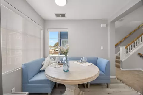 Dining - 465 E Fifth St, Benicia, CA 94510 photo 2 of 2