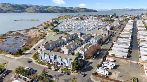 View/Area - 465 E Fifth St, Benicia, CA 94510 photo 3 of 7
