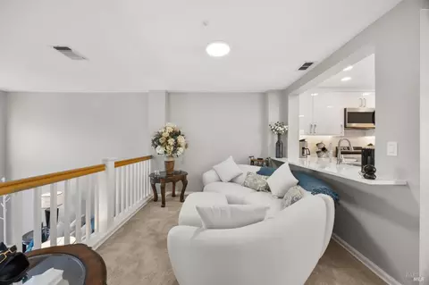 Living - 465 E Fifth St, Benicia, CA 94510 photo 3 of 5