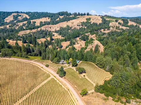 2151 Guntly Rd, Philo, CA 95466