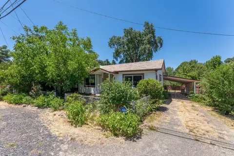 80 Fort Bragg Rd, Willits, CA 95490