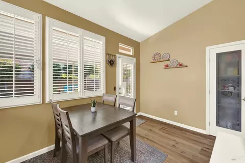 Dining - 161 Currant Ln, Vacaville, CA 95687 photo 4 of 4