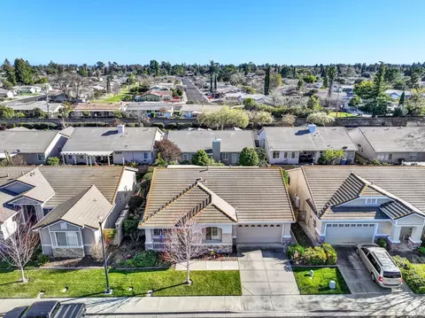 View/Area - 161 Currant Ln, Vacaville, CA 95687 photo 1 of 6