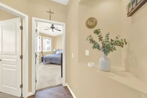Entry Way - 161 Currant Ln, Vacaville, CA 95687 photo 5 of 5