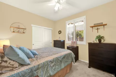 Bedroom - 161 Currant Ln, Vacaville, CA 95687 photo 3 of 5