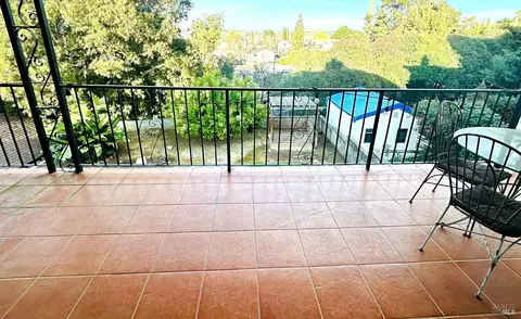 Exterior - 32 Romine Way, Vallejo, CA 94591 photo 2 of 14