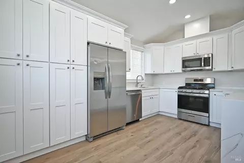 Kitchen - 2610 Pacheco Blvd, Martinez, CA 94553 photo 1 of 7