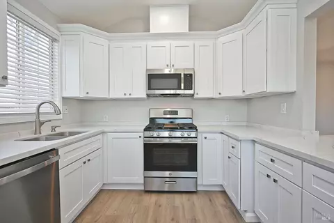 Kitchen - 2610 Pacheco Blvd, Martinez, CA 94553 photo 7 of 7