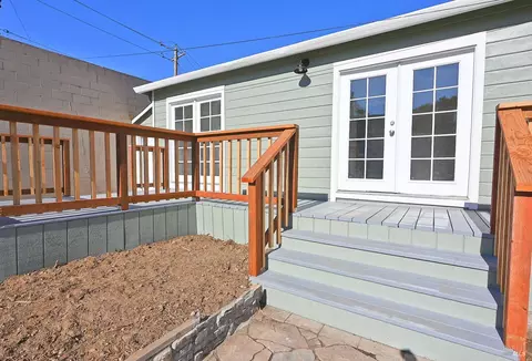 Exterior - 2610 Pacheco Blvd, Martinez, CA 94553 photo 7 of 14