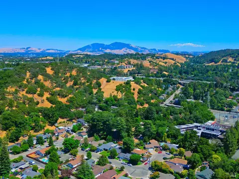 View/Area - 2610 Pacheco Blvd, Martinez, CA 94553 photo 5 of 5