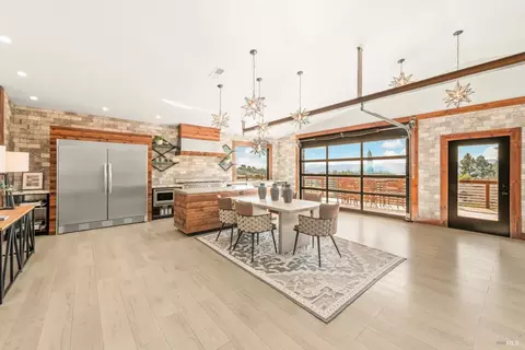 Dining - 2135 E 2nd St, Benicia, CA 94510 photo 1 of 2
