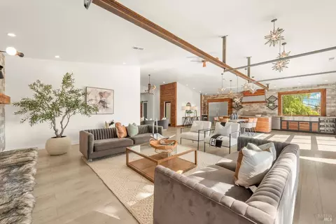 Living - 2135 E 2nd St, Benicia, CA 94510 photo 6 of 9