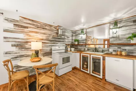 Kitchen - 2135 E 2nd St, Benicia, CA 94510 photo 6 of 7