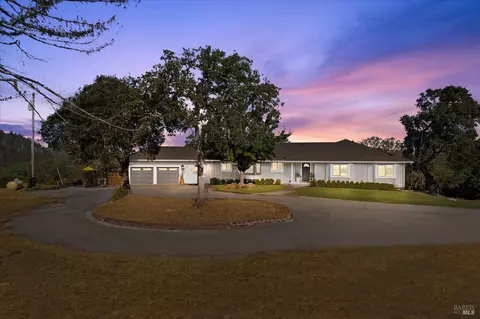 Exterior - 5860 Sharp Rd, Calistoga, CA 94515 photo 2 of 9