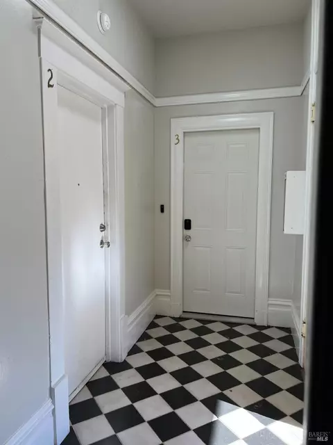 Entry Way - 844 Kentucky St, Vallejo, CA 94590 photo 1 of 3