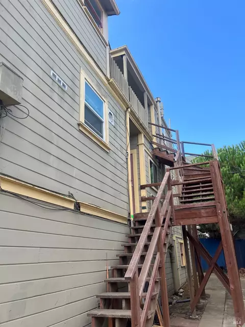 Exterior - 844 Kentucky St, Vallejo, CA 94590 photo 3 of 3