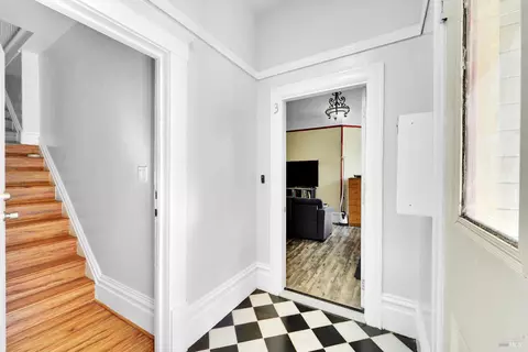 Entry Way - 844 Kentucky St, Vallejo, CA 94590 photo 3 of 3
