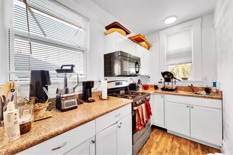 Kitchen - 844 Kentucky St, Vallejo, CA 94590 photo 7 of 7