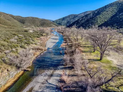 16332 Bartlett Springs Rd, Lucerne, CA 95458