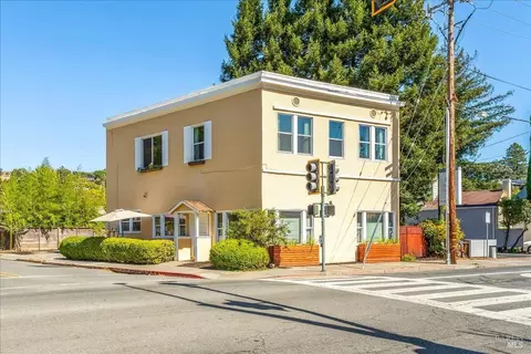 2 Willow Ave, Fairfax, CA 94930
