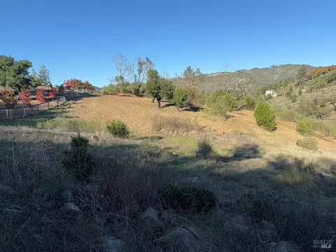 3950 Silver Fox Ct, Santa Rosa, CA 95403