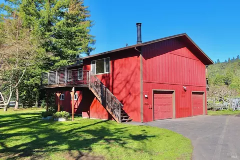 16160 Laughlin Rd, Guerneville, CA 95446