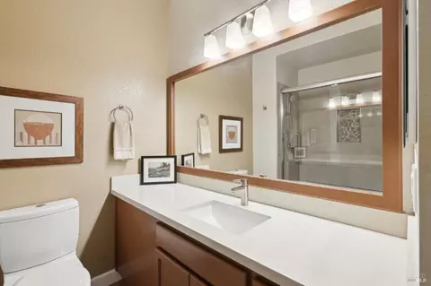 Bath - 603 Cherry Ave, Sonoma, CA 95476 photo 5 of 5