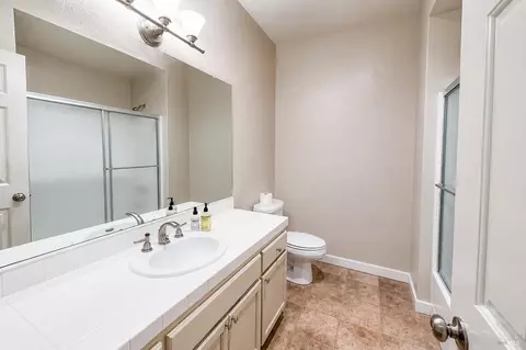 Bath - 615 Cherry Ave, Sonoma, CA 95476 photo 2 of 4