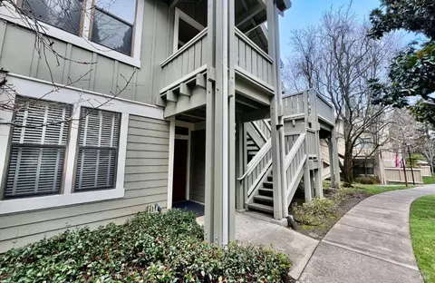 615 Cherry Ave, Sonoma, CA 95476