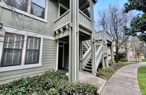 615 Cherry Ave, Sonoma, CA 95476