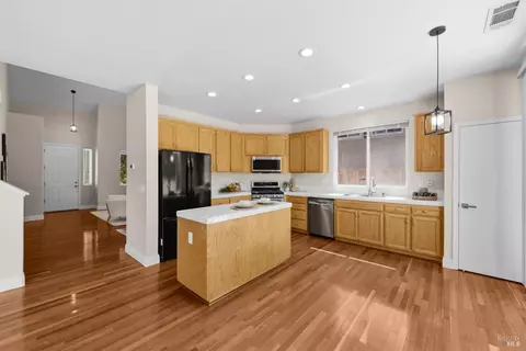 Kitchen - 1833 Roseleaf Dr, Fairfield, CA 94534 photo 2 of 5
