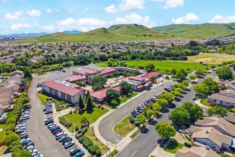 View/Area - 1833 Roseleaf Dr, Fairfield, CA 94534 photo 11 of 14